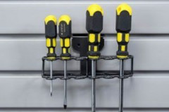 screw-driver-rack-yellow-screw-drivers-640w-300x200